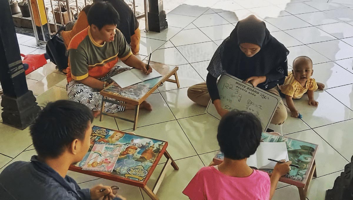 Read more about the article Tips Mengajar Anak Selama Pandemi Dari Rumah