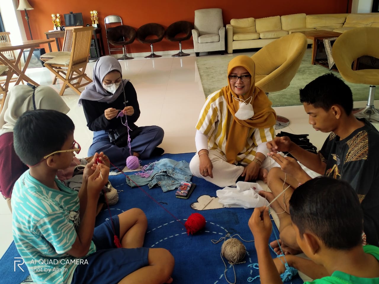 Read more about the article Belajar Merajut Bersama Anak – Anak Panti Unit Cirendeu